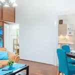 Little Americas Malibu Apartment